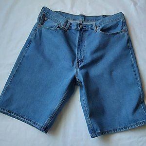 Levi's men's size 38W, 469 shorts